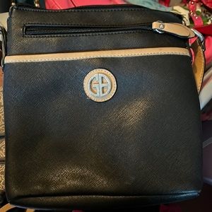 Giani Bernini Crossbody bag